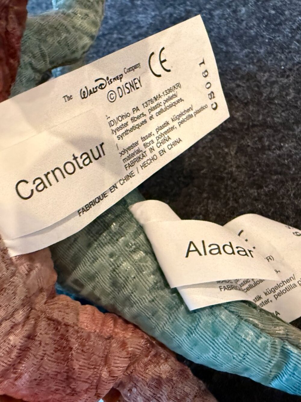 Vintage Disney Dinosaur Aladar Carnotaur Plush Set - Picture 9 of 9